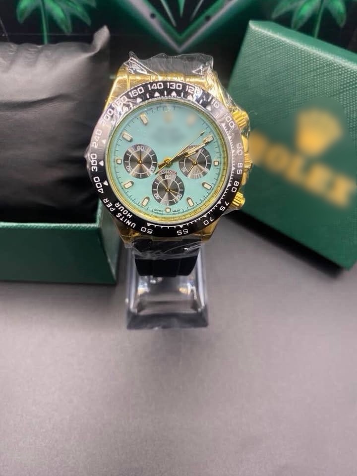 Daytona Cosmograph Turquoise Dial Yellow Gold Case Box Included Daytona Cosmograph Turquoise Dial Yellow Gold Case Box Included